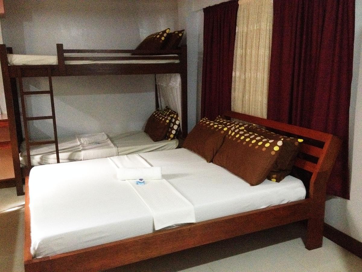 Peria Seafront Pensione Roxas  Exterior foto