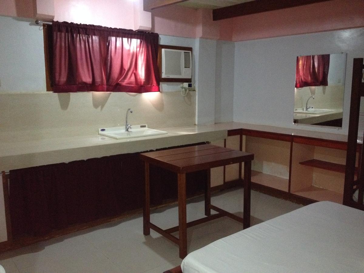 Peria Seafront Pensione Roxas  Exterior foto