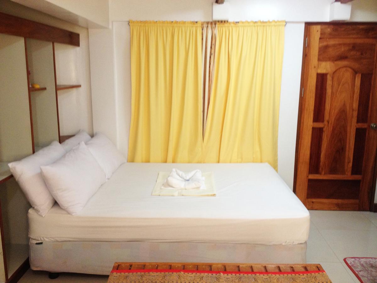 Peria Seafront Pensione Roxas  Exterior foto