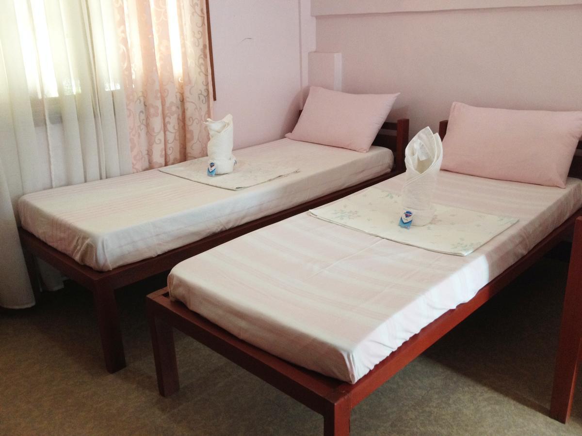 Peria Seafront Pensione Roxas  Exterior foto