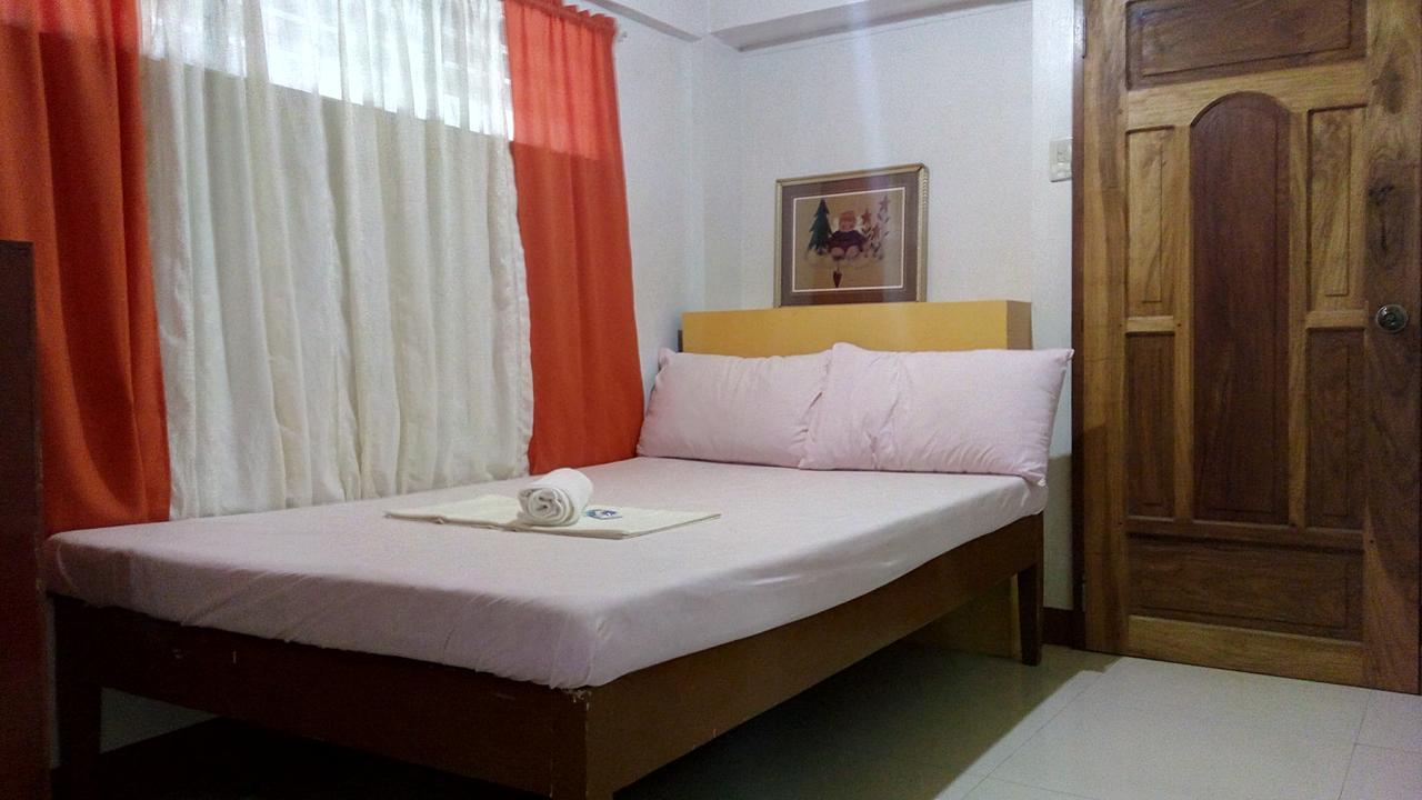 Peria Seafront Pensione Roxas  Exterior foto